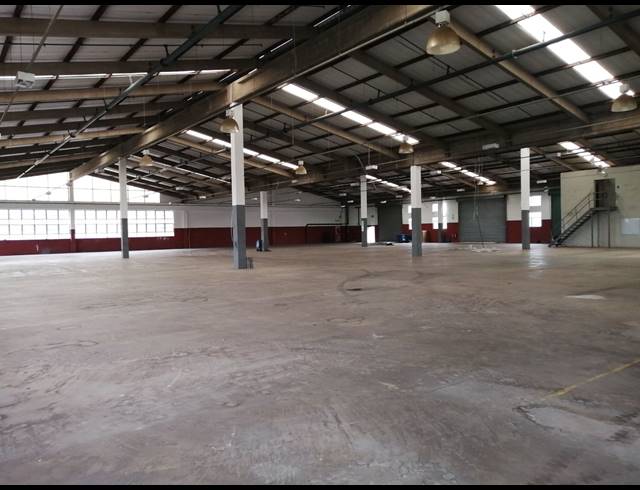 2,675M² WAREHOUSE TO LET IN WESTMEAD